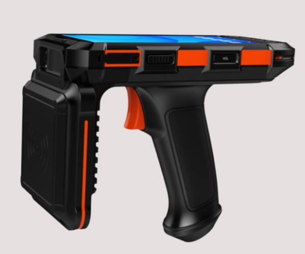 HH Reader 6100 RFID handheld reader used for warehouse inventory scanning and asset tracking